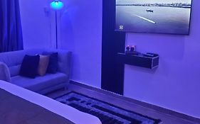 Weltons Apartments